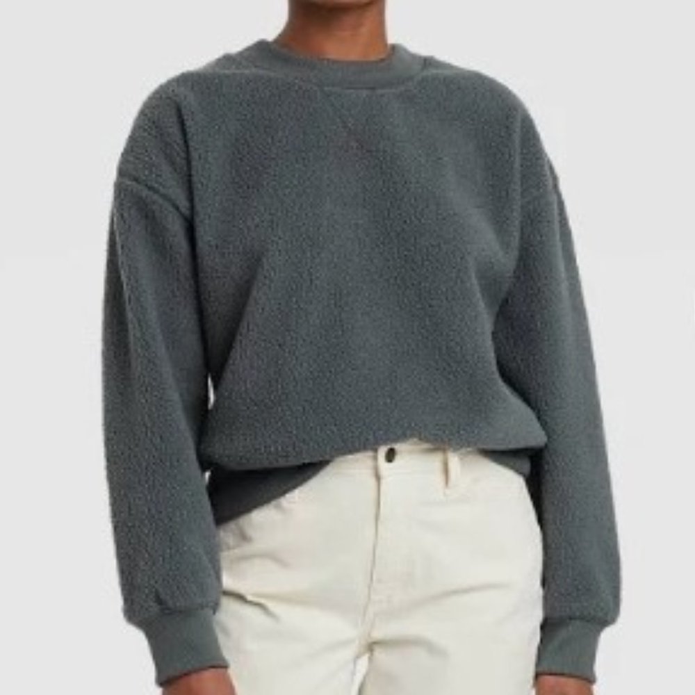 Universal Thread - Soft Plush Fleece Pullover Cre… - image 1